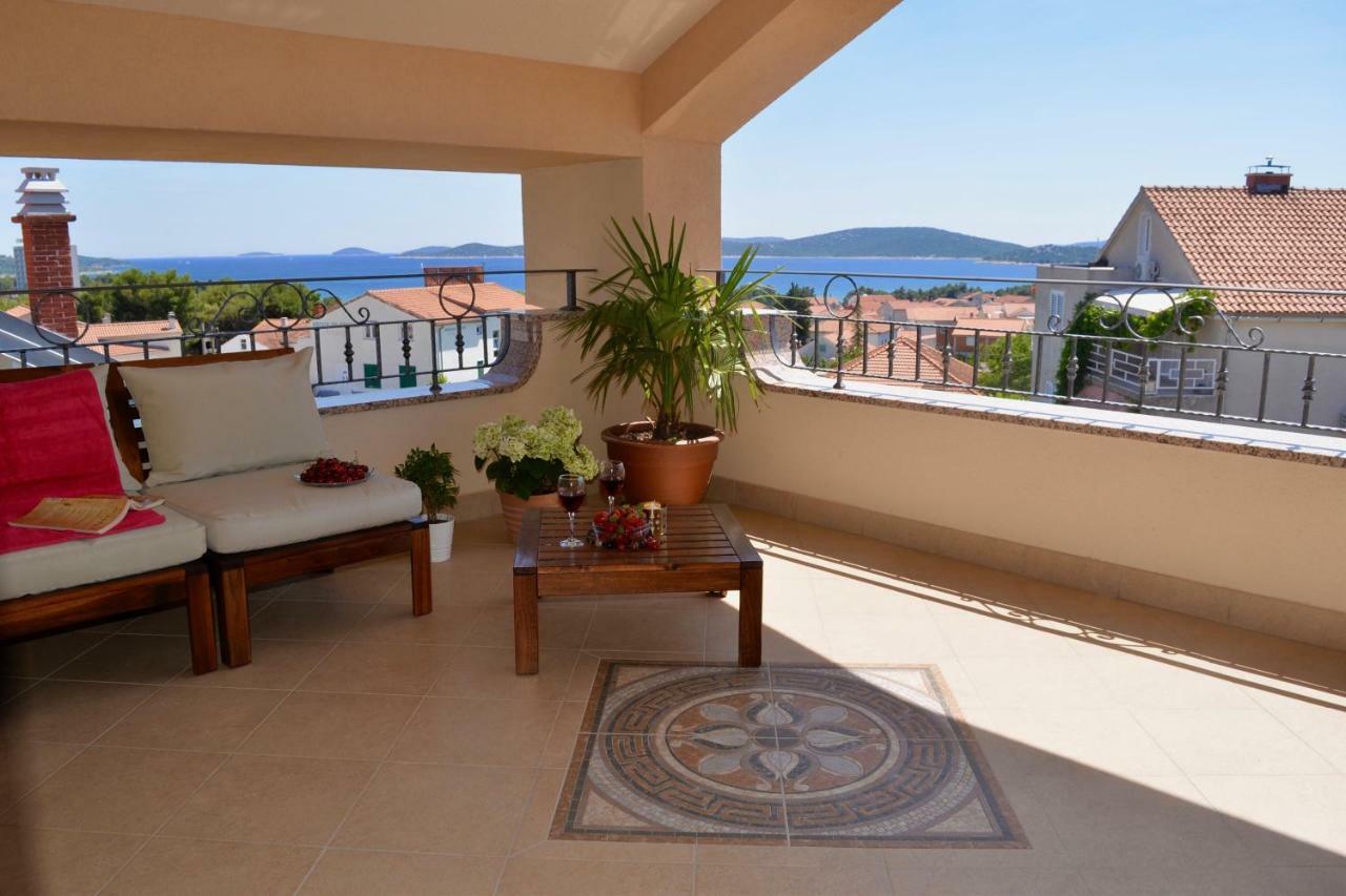 Iva Apartmani Vodice Exterior foto